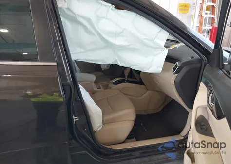 2015 Nissan Rogue Sl z USA, uszkodzony, nr VIN 5N1AT2MV6FC780442